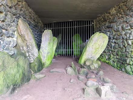 Barclodiad y Gawres