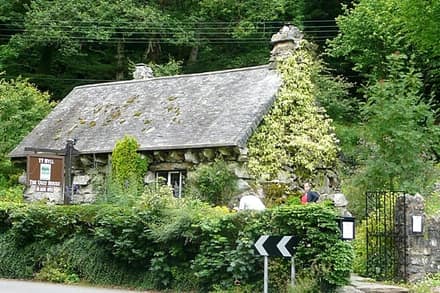 Tŷ Hyll, the Ugly House